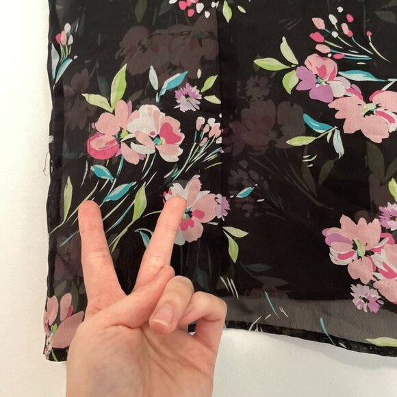 VINTAGE SAG HARBOR Black Pink Floral Short Sleeve Sheer Button Down PETITE Large - Picture 13 of 14